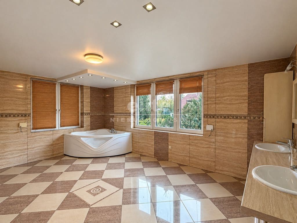 Dom wolnostojący na sprzedaż, Tanowo, Zachodniopomorskie, 350m2, 6 pokoi, 2 750 000 zł - zdjęcie 9