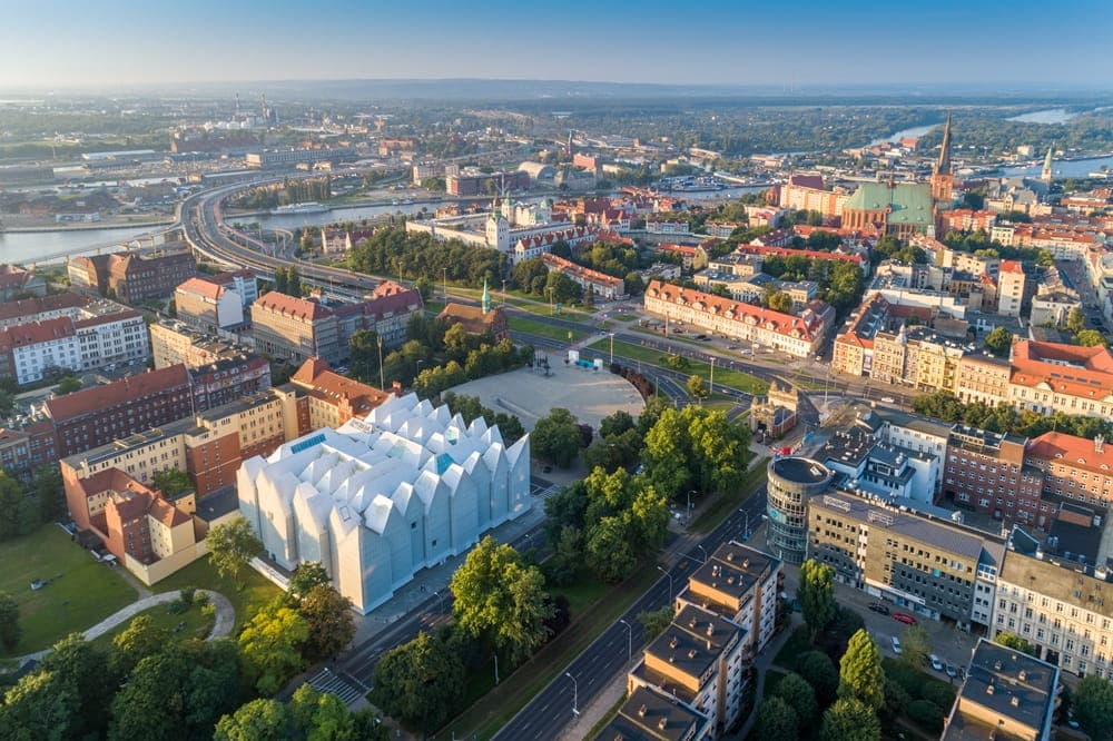 Najem instytucjonalny (PRS) w Szczecinie – czy to konkurencja dla prywatnych właścicieli mieszkań?