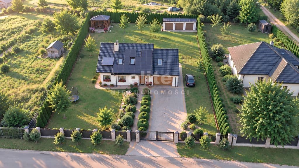 Dom wolnostojący na sprzedaż, Lipiany, Zachodniopomorskie, 235m2, 5 pokoi, 1 349 000 zł - zdjęcie 6