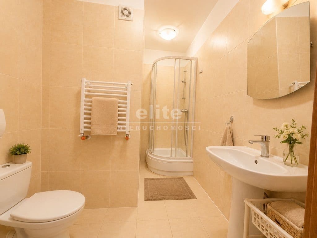 Dom wolnostojący na sprzedaż, Dziwnów, Zachodniopomorskie, 300m2, 7 pokoi, 1 350 000 zł - zdjęcie 17