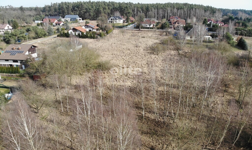 Działki na sprzedaż DOBRA