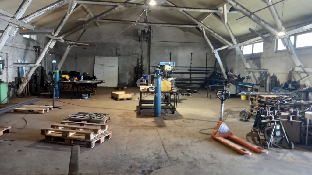 Obiekty komercyjne na sprzedaż PRZECŁAW