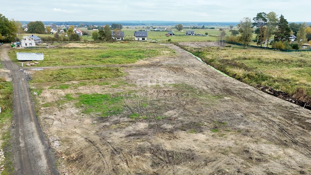 Działki na sprzedaż DOBRA