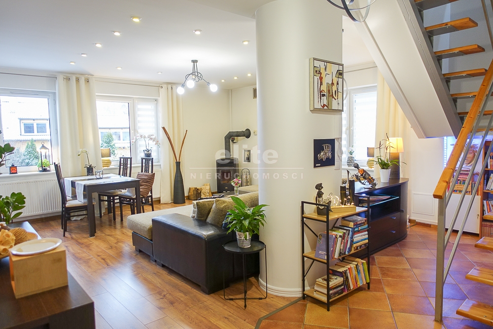 Domy na sprzedaż BEZRZECZE