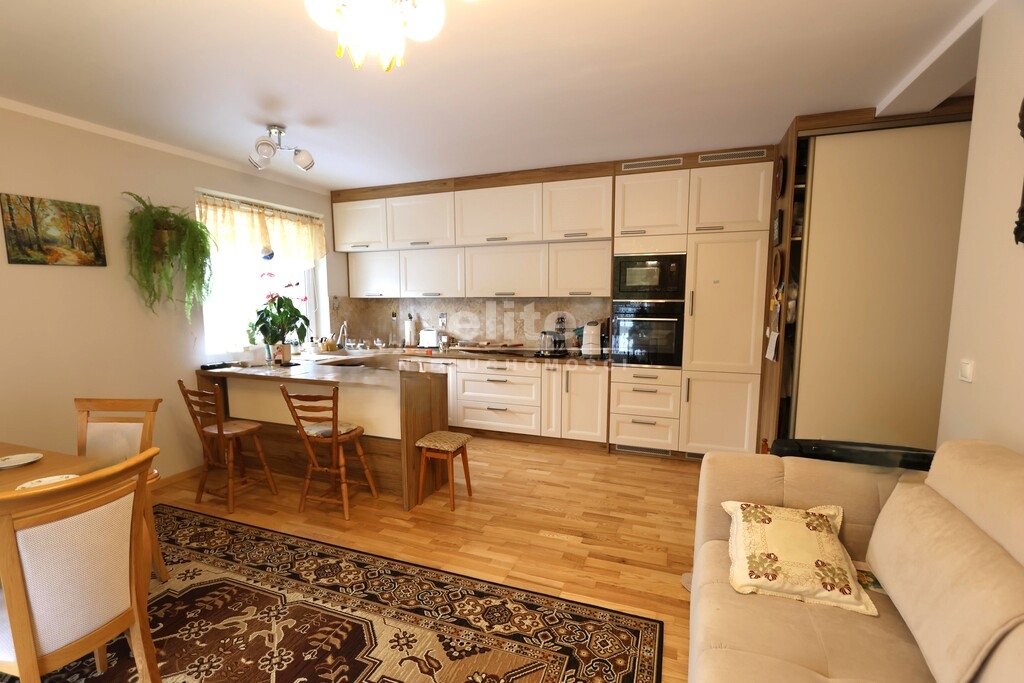 Mieszkania na sprzedaż ŁOBEZ