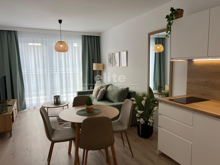 Mieszkania na sprzedaż REWAL